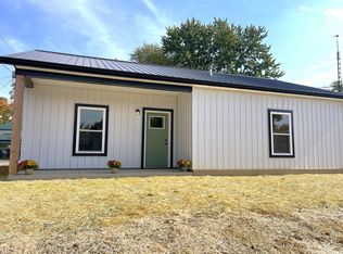 508 N Cherry St, Hartford City, IN