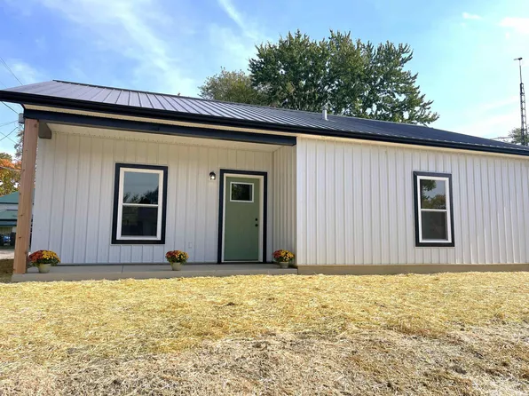 508 N Cherry St, Hartford City, IN 47348