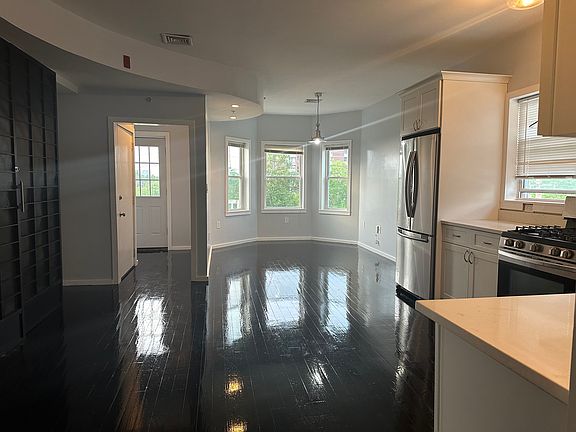 5th image of 30 Hazelwood St #3