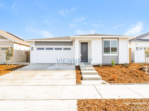 3935 Prairie Blues St