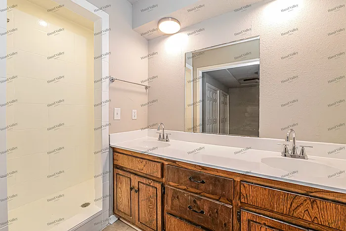10912 Bel Air Pl — Photo 10