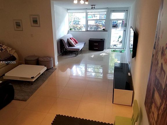 2nd image of 20291 NE 30th Ave APT 101