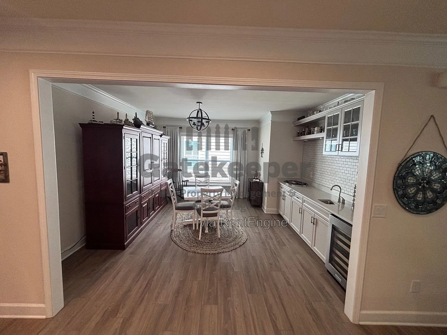 2 bed, 2.5 bath, 2600 sqft, $2,800 — Photo 4