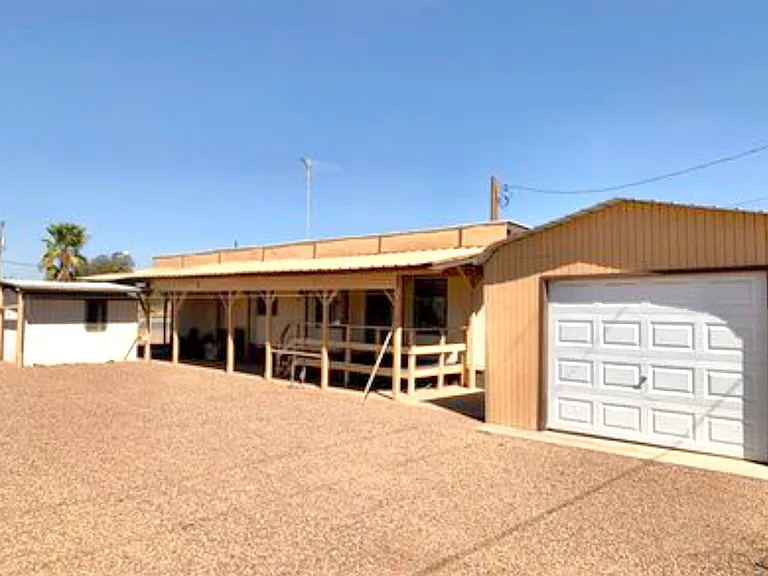 2883 E Ocotillo Dr — Photo 1