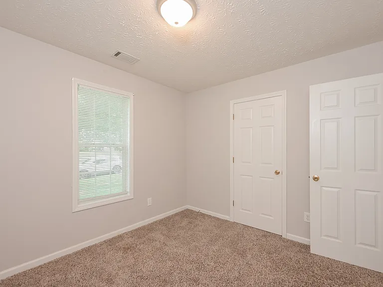 350 Mary Alice Dr — Photo 13