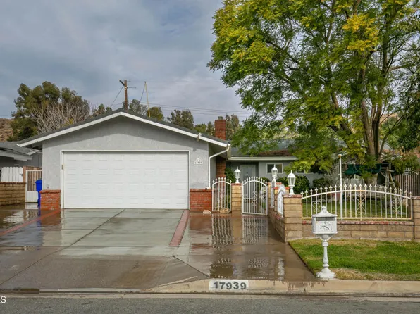 17939 Wellhaven St, Santa Clarita, CA 91387