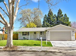 974 Getoun Dr, Concord, CA 94518