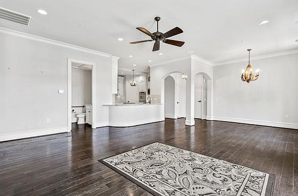 1st image of 6601 Mediterranean Dr #1002.9
