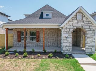 664 N Salem Rd, Fayetteville, AR 72704