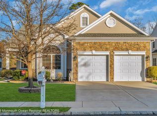 30 Ocean Grove Ln, Waretown, NJ 08758