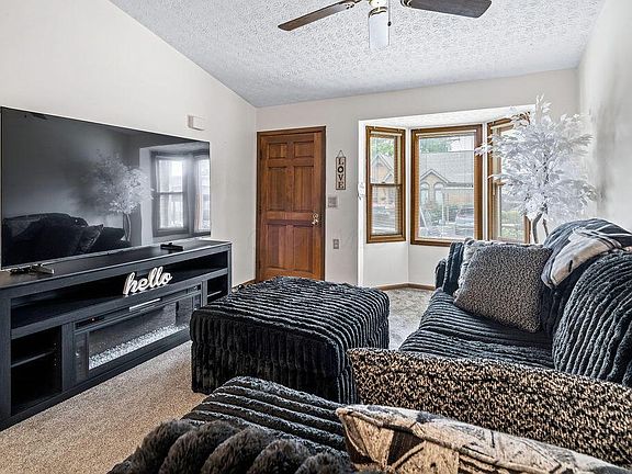 4th image of 1406 Pegwood Dr