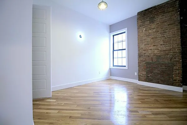 Rented by Elite NY Holdings | media 21