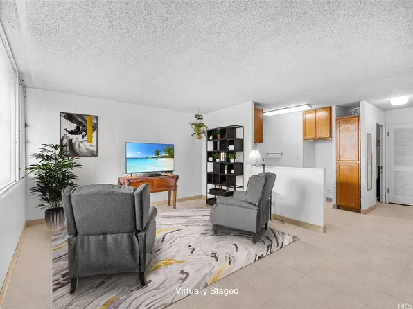 94-246 Leoku St, Waipahu, HI 96797