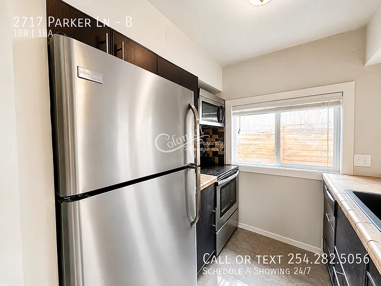 2717 Parker Ln #B — Photo 7