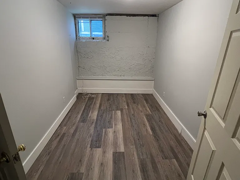 161 Prospect Ave NE #B — Photo 17