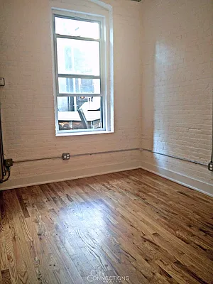 Rented by City Connections Realty | media 28