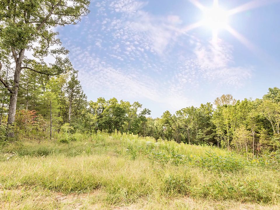 1st image of 438 Virginia Trl