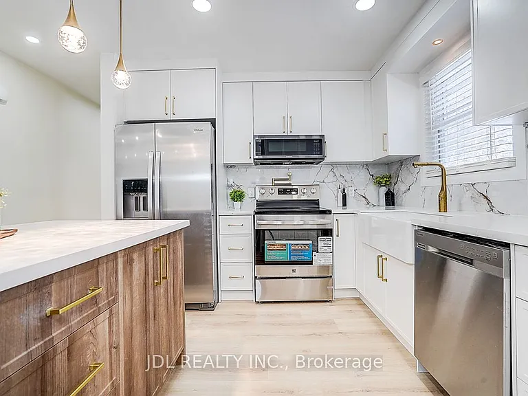 15 Crossburn Dr — Photo 24