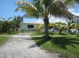 1220 NE 157th St, North Miami Beach, FL 33162