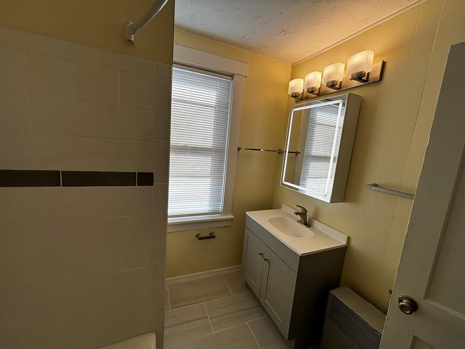 5007 Grand Ave — Photo 3
