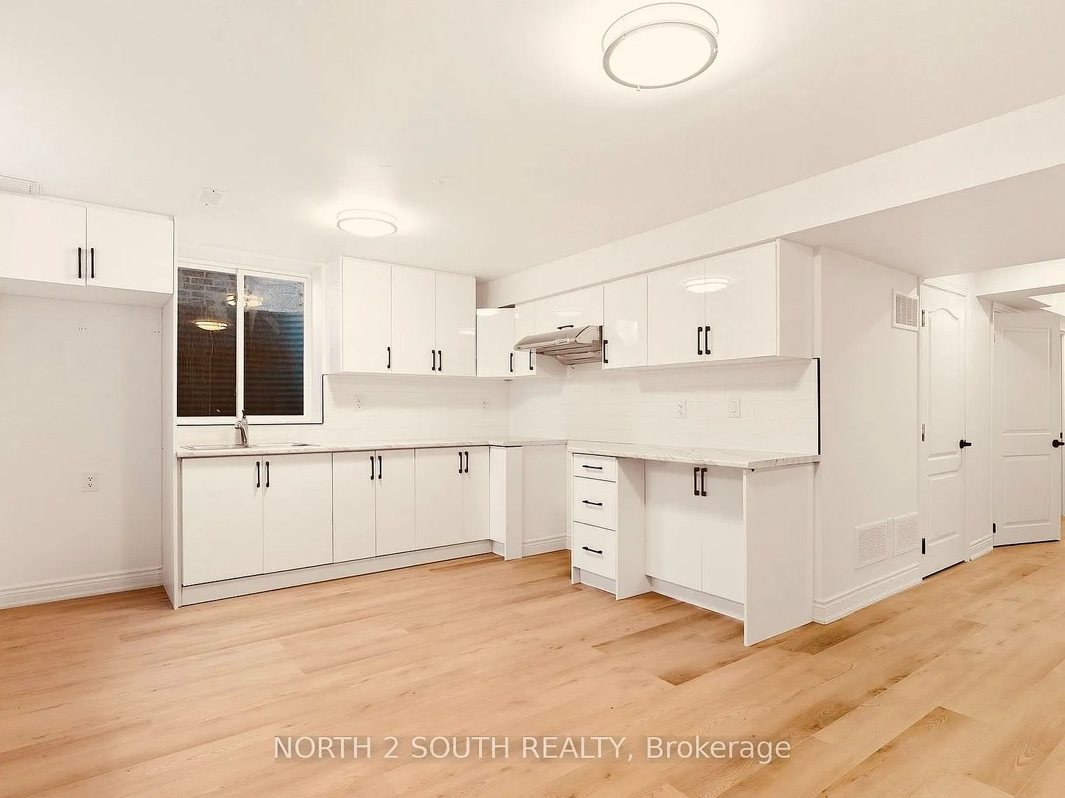 2 bed, $2,000 — Photo 4