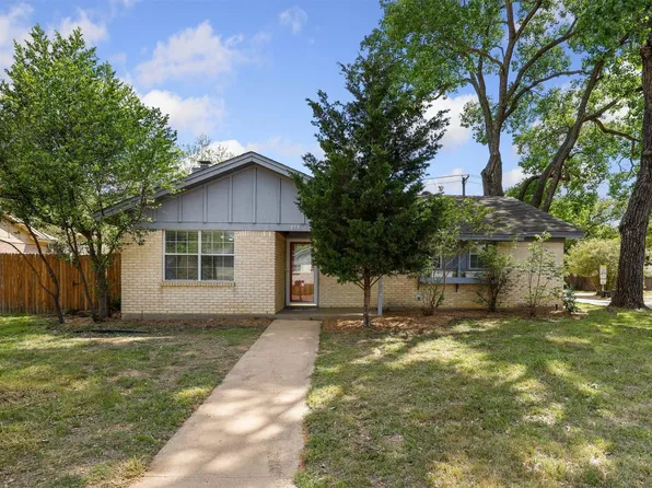 853 Royal Ter, Hurst, TX 76053