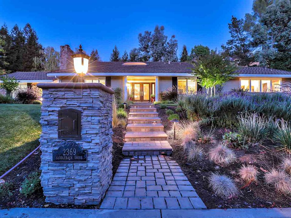1st image of 2369 Saddleback Dr