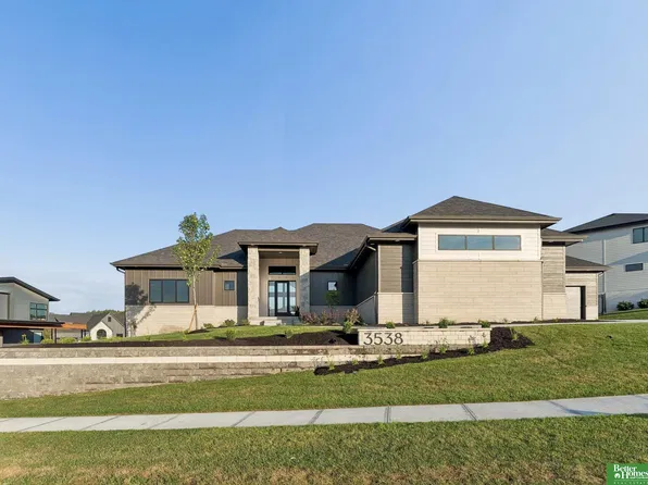 3538 S 210th Ave, Elkhorn, NE 68022