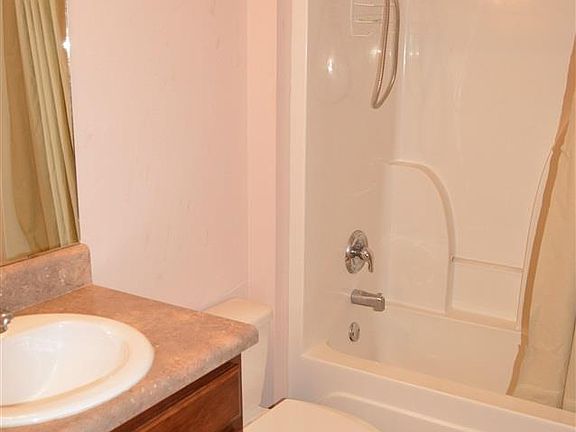 5th image of 5425 Pescara Dr
