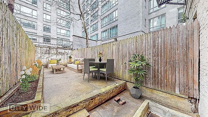 1st image of 502 E 88th St APT 1A