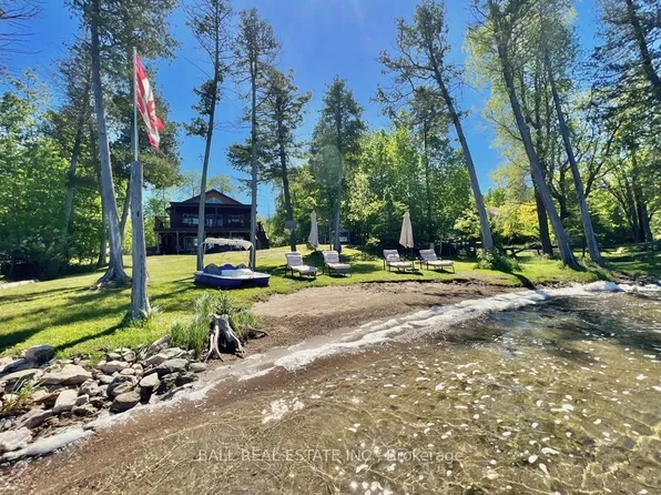 154 Julian Lake Rd, North Kawartha, ON K0L 3E0