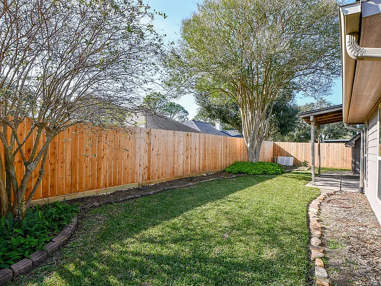 1816 Oak Lodge Dr — Photo 30