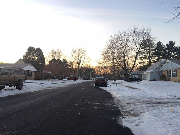 4th image of 23 Gainscott Ln