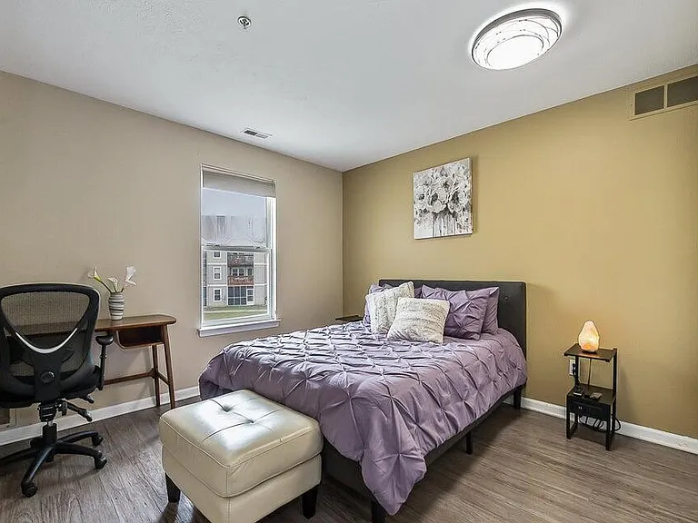 1550 Oakfield Dr — Photo 24