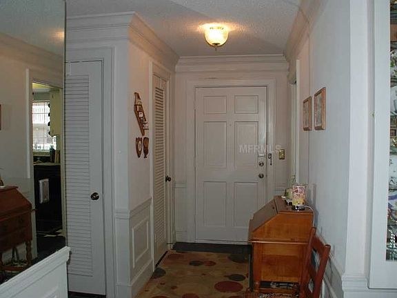 2nd image of 139 Bluff View Dr APT 211
