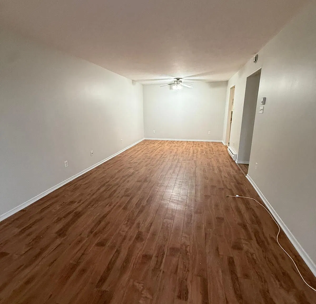 model -196 Carson Dr — Photo 2