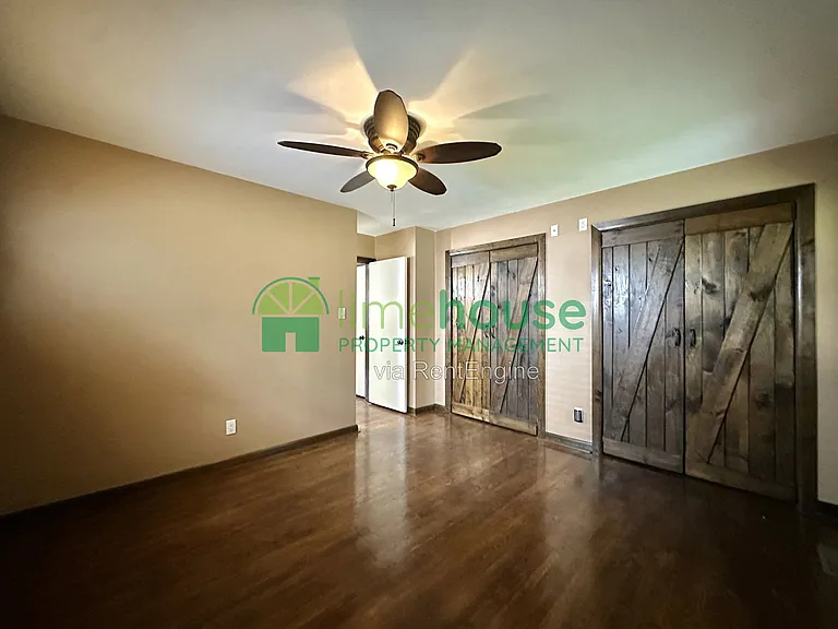 417 Lynn Shores Dr — Photo 14