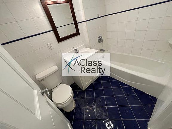 4th image of 28-21 Astoria Blvd #5R