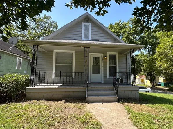 2501 SW Clay St, Topeka, KS 66611