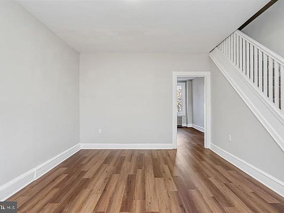 4th image of 3302 Chesterfield Ave