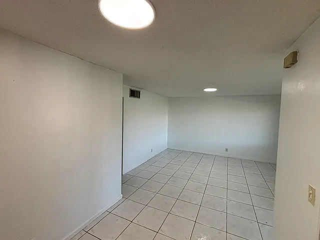 1711 NW 46th Ave #215 — Photo 3