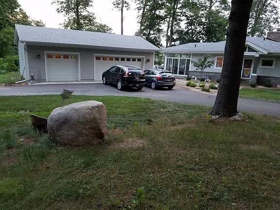 New 3 car heated garage