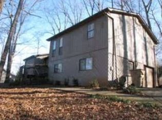130 Bramble Oak Dr, Woodstock, GA