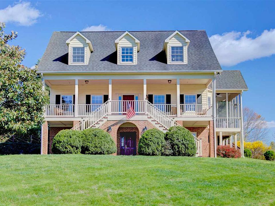 1st image of 18 High Meadow Dr