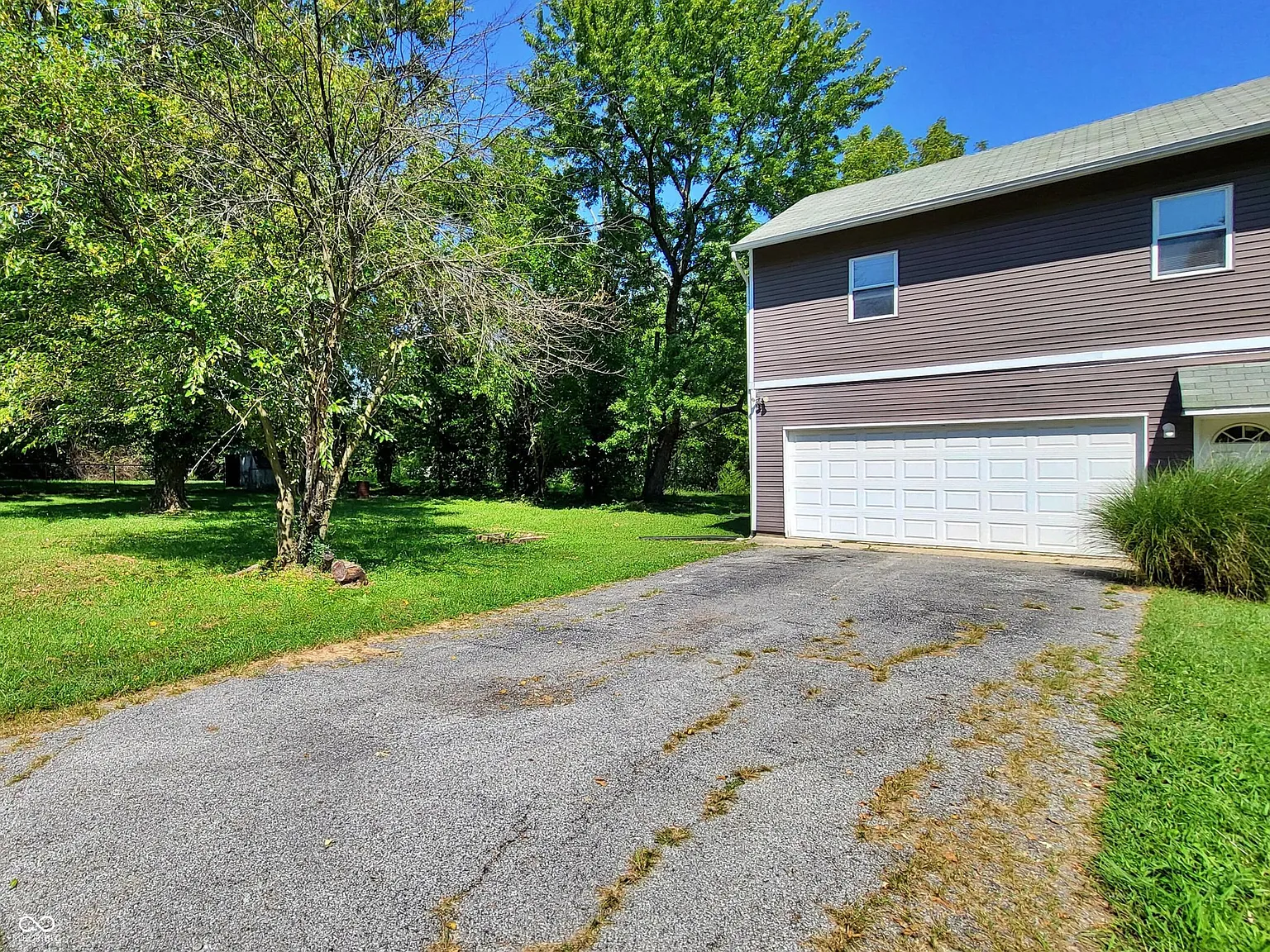 2 bed, 1.0 bath, 864 sqft, $1,150 — Photo 3