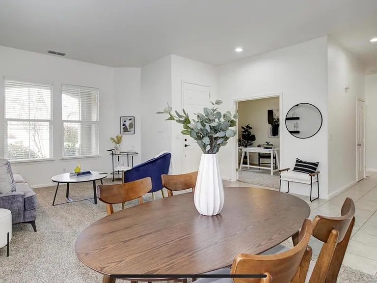 5808 Laurel Cove Ct — Photo 6