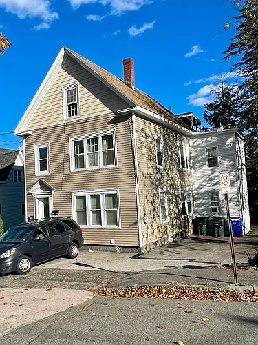 140 3rd St #1 Photo 1