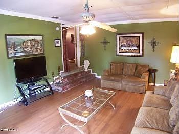 2nd image of 6730 Laurina Pl