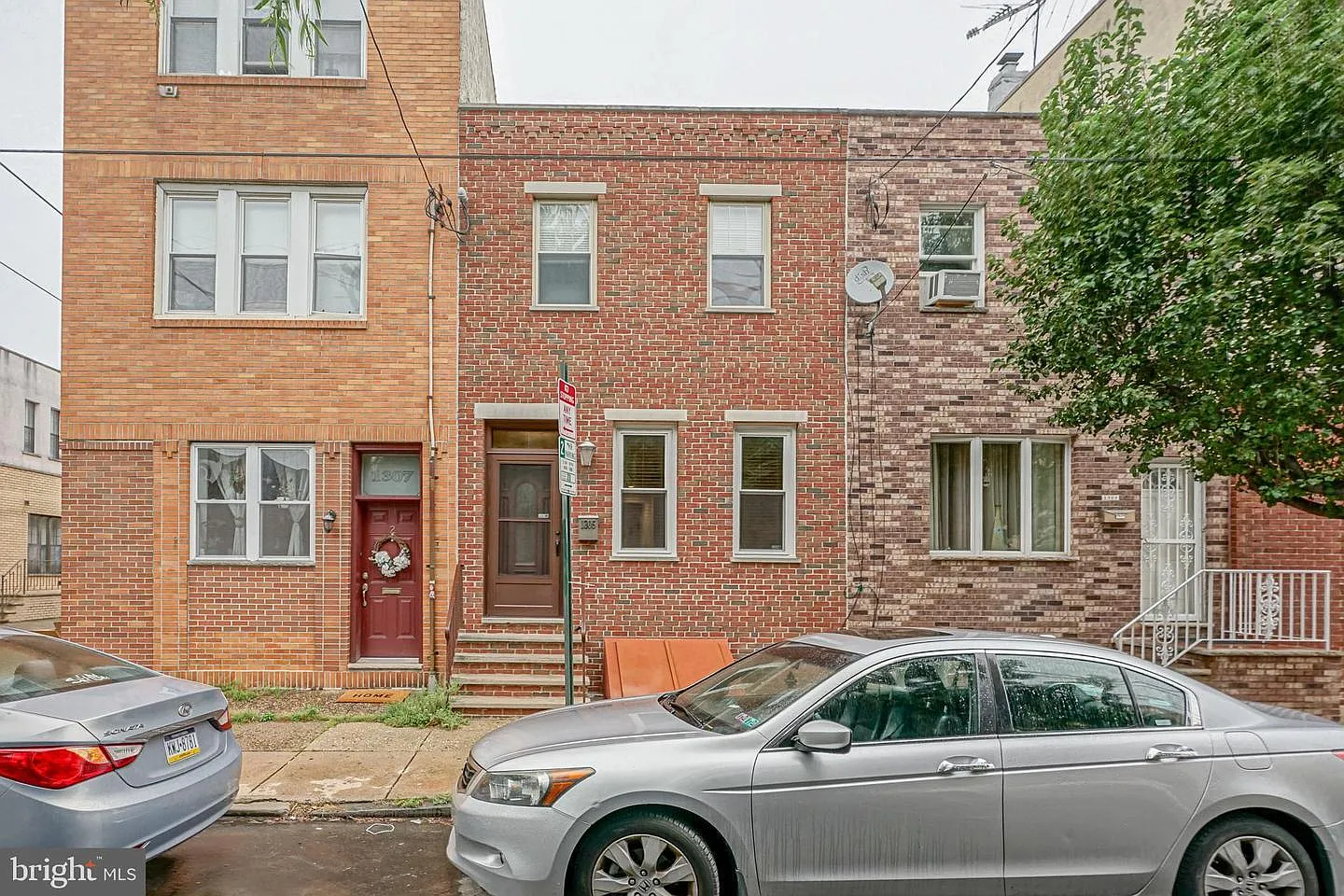 3 bed, 2.5 bath, 1352 sqft, $2,500 — Photo 1