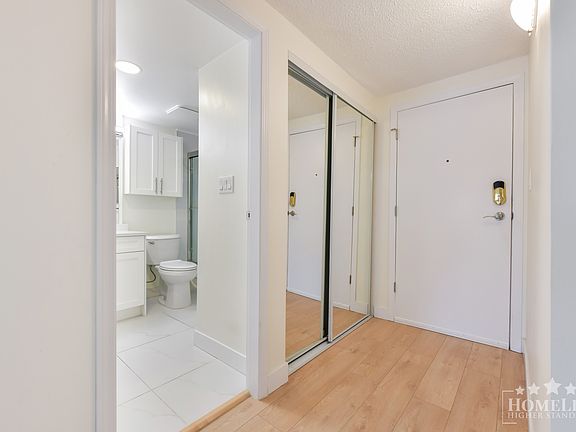 4th image of 1444 Martin St #108